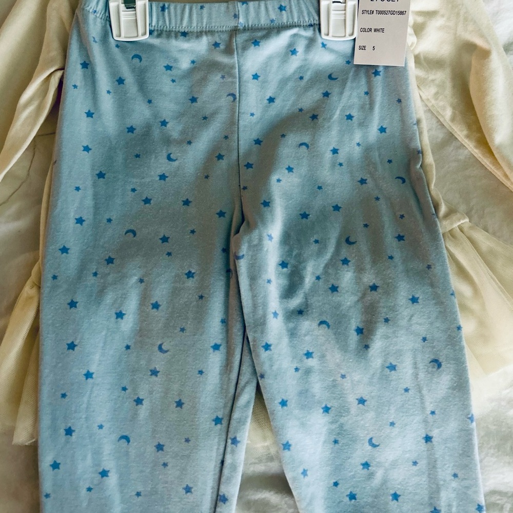 Disney Princess Two Pc. Long-Sleeve Pants Set for Size 5 Girls. - Picture 6 of 14